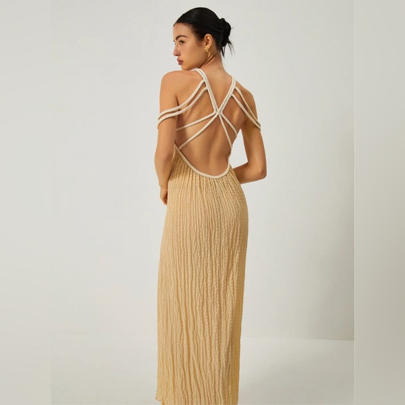 Commense Draped Halterneck Backless Long Dress - Picture 2 of 9